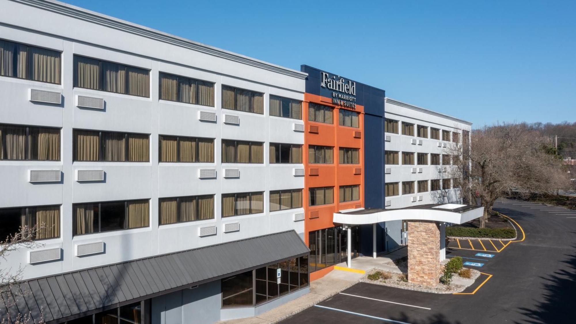 Fairfield Inn & Suites Parsippany Exterior photo